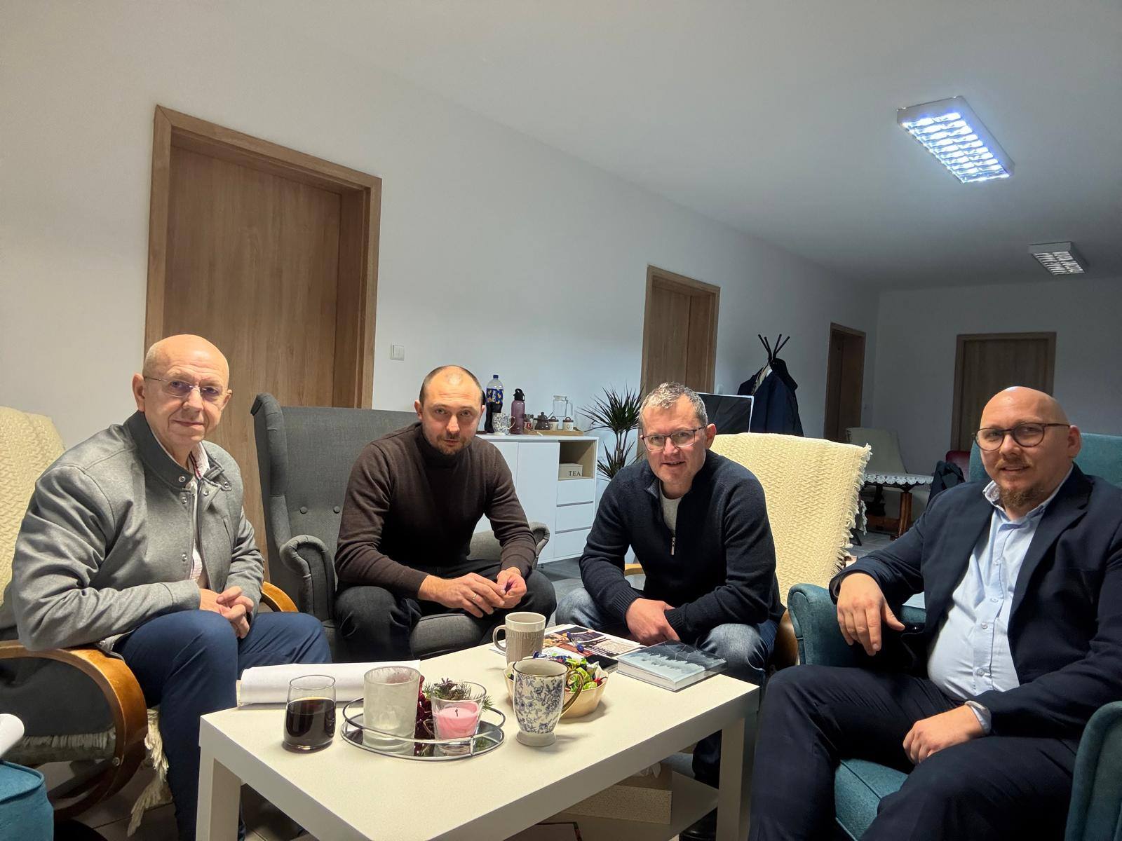 Comiesięczne zebranie stowarzyszenia